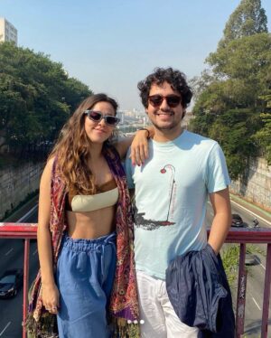 George Sauma Instagram - Valeu 2023!!!! Fé, amor e esperança!
Pode vir, 2024!!!! ❤️❤️❤️❤️