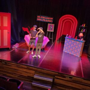 Gerardo Chendo Instagram - ¡Estrenamos! 🎭🤣
.
Coronamos un proceso alucinante, intrincado y maravilloso.
.
"Esto no es un telo" nos quedó impresionante. 
Alta comedia.
.
Para reír y reír y reír y reír y reir y reír y reír y reír... TENES QUE RE-IR.
.
Viernes y Sábados 22.30hs.
@teatroborder