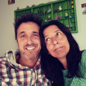 Gerardo Chendo Instagram - Muchas VIDAS jugando y creciendo y JUGANDO y andando y amando y jugando JUNTXS.🌞🌝
🎎
GRACIAS, de nada, mi AMOR!
Por 1000000000000 de aventuras compartidas más.
🖇️
Ah, y FE🦂liz cumpleaños!