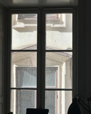 Gert Wingårdh Instagram - Tillbaka i Gamla Stan

Vårsol som värmer vindskyddade gränder.

Nya utblickar

Trivsamt nära, småskaligt och helt underbart

Lite av könslan från vårt nya kontor.

Här får jag arbeta!
❤️