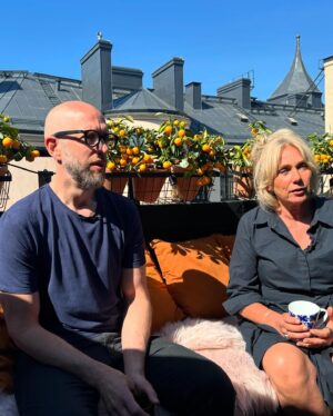 Gert Wingårdh Instagram - Husdrömmar s12

Hård dag på jobbet....

Underbar takvåning, underbart par och underbart väder!

Fantastiskaidéer och en otrolig vändning.

Säsong 12 blir bäst🌞🌞🌞🌞🌞