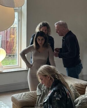 Gert Wingårdh Instagram - Husdrömmar

Möt Negin!

Det omöjlig blir gjort!

Möt Negins KRAFT i kvällens Husdröm!

Det går inte att ducka!

Negin är ren KRAFT!

Sen finns det två underbara hundar!!
