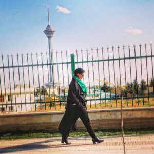 Ghazal Shakeri Instagram - …

تکیه بر تقوی و دانش در طریقت کافریست
راهرو گر صد هنر دارد توکل بایدش …

💎
#حافظ 
#غزل
#غزل_شاکری
عکس از دوست همیشه همراه و عزیزم:
@sophie_mehr 🙏☘️🙏