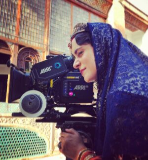 Ghazal Shakeri Instagram - …
به آنچه پیش روی توست با اعجاب بنگر!

💎

#ملک_زاده
#غزل_شاکری 
@jeyranseries_official