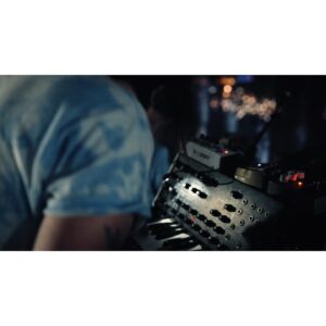 Gijs Blom Instagram - Some stills from the COOKIES video we shot for @junglebynight 

Link in bio if you’d like to check it out ❤️