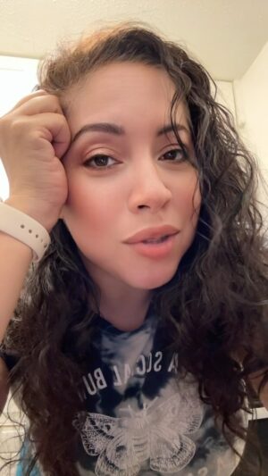 Gina Brillon Instagram - Happy #motivationalmonday YOU GOT THIS! 🫶🏼 #mindset #emotionalsupporthuman #ginabrillon