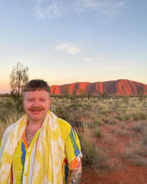 Ginny Lemon Instagram - Truly the most magical place I have ever been, I don’t think I’ll ever get over the beauty of Uluru ✨

 #ntaustralia @ntaustralia

Travel #sponsored by @australia #SeeAustralia