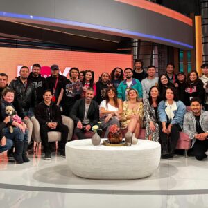 Gino Costa Instagram - Se cierra un ciclo hermoso 🩵 
Hasta la próxima @hoysehablatvn 🙌 a seguir a seguiiir!