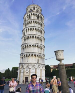 Girish Kumar Instagram - For once, Don’t lean on me! #italy #pisa