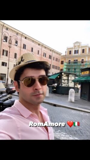 Girish Kumar Instagram - RomAmore ❤️🇮🇹 
#throwback