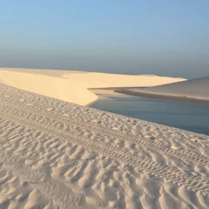 Gisele Bündchen Instagram - Sempre sonhei em visitar os Lençóis. Que lindo que é o nosso Brasil!❤️ I’ve always dreamed of visiting Lençóis Maranhenses. Brazil is so beautiful!