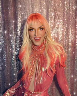Gisèle Lullaby Instagram - Life’s too short to blend in. Stand out, shine bright ✨and sparkle like a disco ball🪩

#dragqueen  #drag #photo #photography #cdr #montreal #canada #disco #queen #fy #fypシ #love #happy #fun #photogram #photoshoot