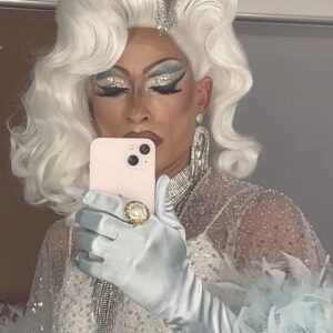 Gisèle Lullaby Instagram - That’s @gisele_lullaby, but who is SHE? 💄 💅🏽 👗 👠

Bucket list goal unlocked 🔓 

Drag makeup by @hannahdodenhoff_mua for @societe_distincte_serie now streaming on @clubillico

Wig creation by @stephane_scotto_di_cesare, application by @anitasanchezh

Costume @marie_claude_guay

#happypridemonth🌈 #firsttimeindrag #dragqueen #dragqueensofinstagram #maninadress #canadasdragrace #pridemonth #drag