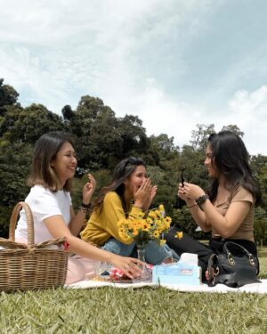 Gita Virga Instagram - Siapaaaaa yang kurang piknik???? 🤪