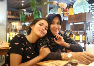 Actor Gita Virga HD Instagram Photos and Wallpapers February 2020