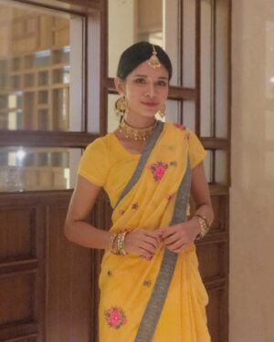 Gita Virga Instagram - Yell-ow #diwali