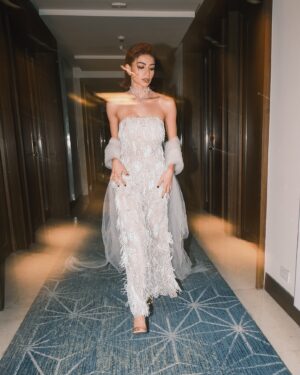 Glaiza de Castro Instagram - Natural but make it super ✨#GMAGALA2024

@stylizedstudio 
@nericbeltran 
@joyybernardo 
@mamarhayedelacruz 
@miladayjewels 
@orochinajewelry 
@jmajewelry 
@callibags 
@snappedbyralph 
@hiltonmanila
@ayumi.eyelash 
@avignonclinic