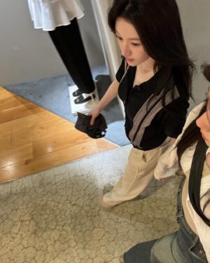 Go Youn-jung Instagram - 🦆💙