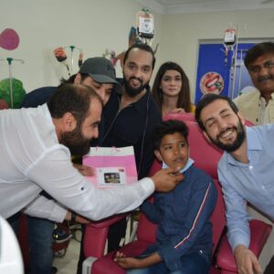 Gökhan Karacık Instagram - Her çocuk özeldir. “every child is special” #every #herçocuközeldir #pakistan #türkiye #pakturk #lahor #children #çocuk