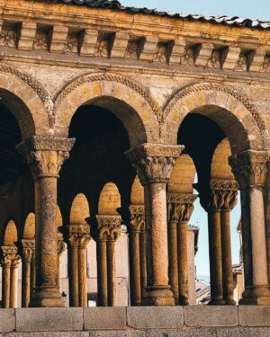Gonzalo García Vivanco Instagram - Segovia  y  su belleza medieval!