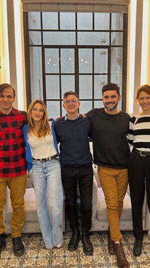 Gonzalo Heredia Instagram - ¿La mentira es un acto de amor? 💔

El 5 de septiembre en el @teatropicadero, llega a Buenos Aires #LaMentira. Protagonizada por Eleonora Wexler, Gonzalo Heredia, Lautaro Delgado Tymruk y Alexia Moyano. 

Con dirección de Nelson Valente y producción general de Javier Faroni.