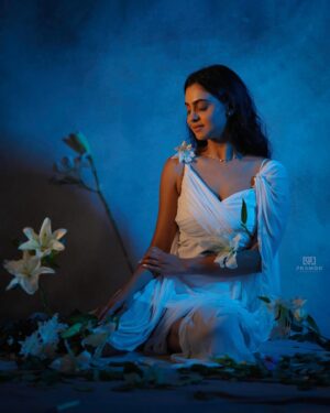 Gopika Udayan Instagram - 🌙

Photography: @pramodcaptures 
Stylist: @sahithi_patha 
MUA: @makeupbybakheeta