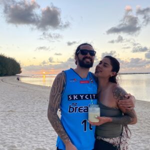 Gordon Toi Hatfield Instagram - Sunset dinners and drinks with the fams and a game of spin the coconut/ truth or dare! #houseofnativesontour #rarotonga