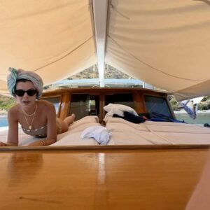 Gözde Duru Instagram - Yacht dump💙🐬🛥️⚓️ 🌞🌅🌙🌑