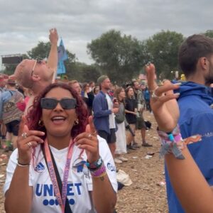 Grace Carter Instagram - GLASTONBURY ‘24 WOOWWWWW🤍💥🎉💘😫😆 a beautiful weekend with beautiful people