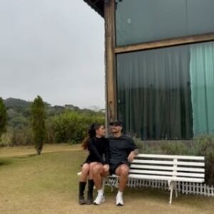 Graciely Junqueira Instagram - namora comigo e eu namoro com você 🤍