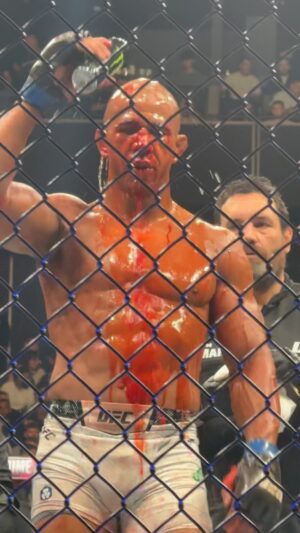 Gregory Rodrigues Instagram - Beautiful Violence! ⚔️

#UFC304 | LIVE on TNT Sports 1 and discovery 