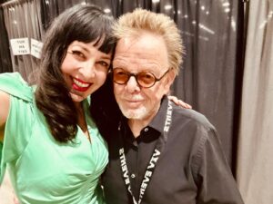 Actress Grey DeLisle HD Instagram Photos and Wallpapers August 2024