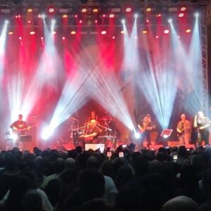 Guilherme Arantes Instagram - Muito obrigado São José do Rio Preto! Foi incrível! Que energia boa! Gratidão a todos que estiveram comigo e minha banda nesta noite de quarta-feira no Sesc Rio Preto ( @sescriopreto ) 🎹🎵

📅 Próximos shows:

🎵 26 e 28.05 São Paulo (SP)
📍 Blue Note SP

🎵 01.05 Campinas (SP)
📍 Teatro Oficina do Estudante Iguatemi

🎵 03.05 Hortolândia (SP)
📍 Plenário da Câmara Municipal

🎵 04.05 Cerro Corá (RN)
📍 Circuito Gastronômico Sabores da Serra

🎵 10.05 Recife (PE)
📍 AABB Recife (evento fechado)

🎵 11.05 Leme (SP)
📍 Clube de Campo Empyreo

🎵 12.05 Botucatu (SP)
📍 Auditório La Salle

Confira a agenda completa no link da bio @guilhermearantesoficial

#GuilhermeArantes #GuilhermeArantesAoVivo #SaoJoseDoRioPreto #SescRioPreto #SescSP