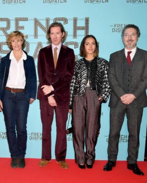 Guillaume Gallienne Instagram - Une soirée inoubliable, un grand merci à Wes Anderson et un grand bravo à tous ceux qui ont participé à l’aventure de ce film! #frenchdispatch mercredi au cinéma 😍