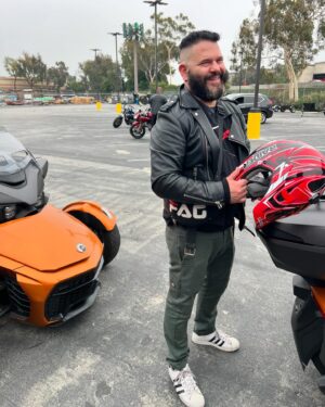 Guillermo Díaz Instagram - yea we did. 🚬🥃💃🏻🚦🏎️💥.