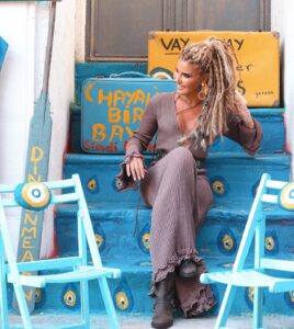 Actress Gülben Ergen HD Instagram Photos and Wallpapers August 2024