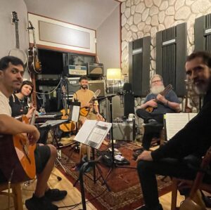 Gustavo Santaolalla Instagram - I'm so happy to announce that RONROCO is celebrating its 25th. Anniversary with a world tour beginning next month!

Check out tour dates and countries, we are really excited to meet you soon 🙌🏻

→ 26/9 Porto, PORTUGAL
CASA DA MUSICA - Sala Suggia @casadamusicaporto

→ 29/9 A Coruña, ESPAÑA
PALACIO DA ÓPERA @palacioopera

→ 01/10 Istanbul, TURKEY
ZORLU PSM - Turkcell Sahnesi @bubilet 

→ 05/10 Dubai, UNITED ARAB EMIRATES 
DUBAI OPERA - Auditorium @dubaiopera 

→ 07/10 Prague, CZECH REPUBLIC 
PRAGUE MUNICIPAL HOUSE - Smetana Hall @mladiladijazz

→ 10/10 Helsinki, FINLAND
HOUSE OF CULTURE @livenationfi

→ 13/10 Londres, UK
EARTH THEATRE @earthackney 

→ 15/10 Utrecht, NETHERLANDS 
TIVOLI VREDENBURG - Grote Zaal @tivolivredenburg

Tickets on sale 🔗 links in my linktree (bio)
See you soon!

#RonrocoTour #Ronroco #RonrocoTour2024 #GustavoSantaolalla #TheLastOfUs #TLOU #DiariosDeMotocicleta 
#TheMotorcycleDiaries 
#Babel 
#SecretoEnLaMontaña #BrokebackMountain #Camino #London #Porto #Dubai #ACoruña #Instanbul #Prague #Helsinki #Utrecht 
Banda: @labarbaritapalacios @javicasalla @juanxluqui & @nico.rainone 
Mgmt: @ese_chape 
🙌☀️🇦🇷✨