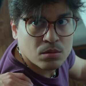 Gustavo Stockler Instagram - Se um Gusta é difícil, imagina 4! Golpes se passando por pessoas conhecidas usando inteligência artificial, pra gerar versões virtuais de voz ou vídeo, estão cada vez mais frequentes. Muita atenção com as mensagens que recebem e tente sempre um outro contato com a pessoa. @nubank | publi