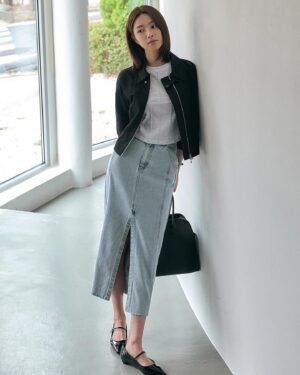 Ha Yeong Instagram - @artid_official 🖤