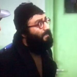 Habib Esmaili Instagram - فیلم سینمایی ساده لوح  به کارگردانی هنرمند گرامی مهدی فخیم زاده درکنار زنده یاد بازیگر دوست داشتنی وتوانمند هادی اسلامی و دیگر بازیگران عزیز ، زمان چه زود میگذرد  یاد هنرمندانی که در این فیلم همکاری داشتند و درمیانمان نیستند گرامی باد