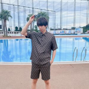 Hajime Shacho Instagram - 暑いねぇ〜

#fendi