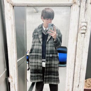 Hajime Shacho Instagram - 最近黒髪にしたので服を清楚に振舞ってます🐶✨

竹内さんありがとうございます！
@shiny629