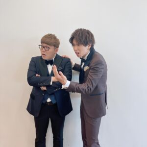 Hajime Shacho Instagram - HIKAKIN親分と一緒に雑誌の表紙になりました〜！
モデルプレスカウントダウンマガジン特別編集　1冊まるごとUUUM号
4月28日（金）発売です！
ぜひ見てね！🐶

カメラマン　masato moriyama