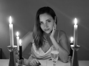 Haley Ramm Instagram - Last year of my twenties. Boy have I learned a lot. Grateful for this life. Thank you for the sweet wishes! 💕🥂 😉
