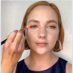 Haley Ramm Instagram - @lightasafeatheronhulu premiere ready 🍊 🍊🍊@chewchewtrain