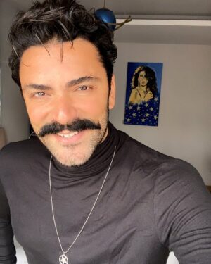 Halil Ibrahim Kurum Instagram - ⭐️🐸🙋🏻‍♂️