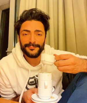Halil Ibrahim Kurum Instagram - Koma 🐸