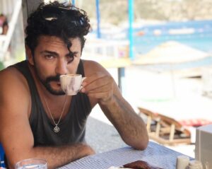 Halil Ibrahim Kurum Instagram - 🙋🏻‍♂️