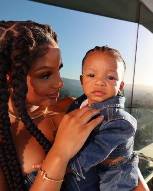 Halle Bailey Instagram - took my baby to his first concert tonight to see bruno mars 💙