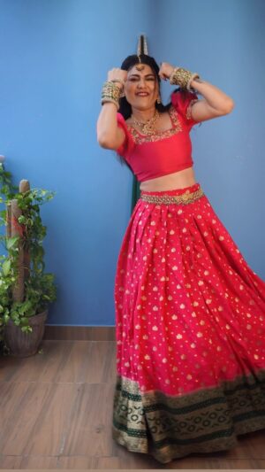 Hamida Khatoon Instagram - ❤️❤️❤️

Designer:- @sia_by_ss 

Jewellery:- @navkar_boutique 

Makeup:- @chetanamakeovers 

Hair :- @makeovermagic_veekshitha 

Captured by :- @nitthishmittapally 

#hamida #hamidakhatoon #reelsinstagram #reels #instagram #reelitfeelit